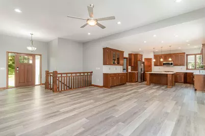 605 Heritage Trail NE, New Prague, MN 56071 - Photo 8