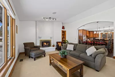 16800 Creek Ridge Trail, Minnetonka, MN 55345 - Photo 6