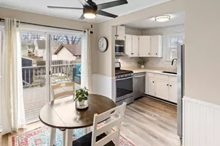 2837 Hampshire Ave S, Saint Louis Park, MN 55426 - Photo 12