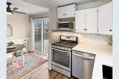 2837 Hampshire Avenue S, Saint Louis Park, MN 55426 - Photo 16