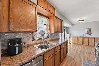 8122 Homestead Avenue S, Cottage Grove, MN 55016 - Photo 8