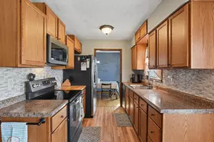 8122 Homestead Ave S, Cottage Grove, MN 55016 - Photo 6