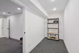 105 Walker Ave N, Wayzata, MN 55391 - Photo 106