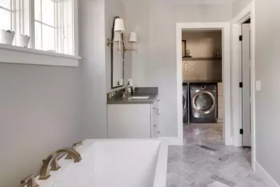 105 Walker Avenue N, Wayzata, MN 55391 - Photo 86