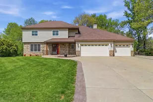 13721 Danbury Path, Rosemount, MN 55068 - Photo 2