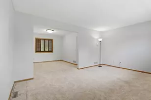 13721 Danbury Path, Rosemount, MN 55068 - Photo 8