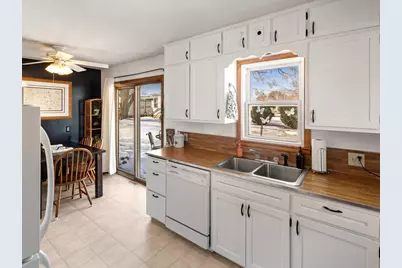 1602 Bigelow Avenue, Owatonna, MN 55060 - Photo 12