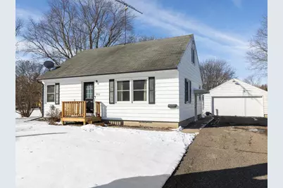 1602 Bigelow Avenue, Owatonna, MN 55060 - Photo 1