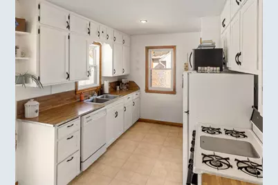 1602 Bigelow Avenue, Owatonna, MN 55060 - Photo 10