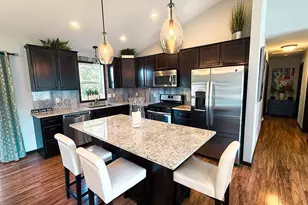 6208 39th Ave N, Crystal, MN 55422 - Photo 6