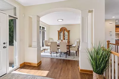1676 Isabella Parkway, Chaska, MN 55318 - Photo 8
