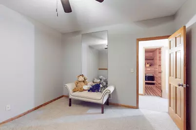 1676 Isabella Parkway, Chaska, MN 55318 - Photo 52