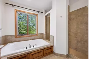 1676 Isabella Pkwy, Chaska, MN 55318 - Photo 34