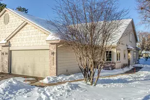 1513 Pine Pointe, White Bear Lake, MN 55110 - Photo 1