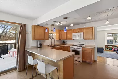 112524 Ramsey Court, Chaska, MN 55318 - Photo 8