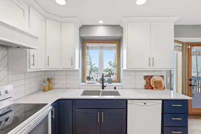 14125 Crocus Way, Rosemount, MN 55068 - Photo 16