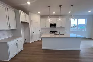 13276 Hupp Ct NE, Blaine, MN 55449 - Photo 4