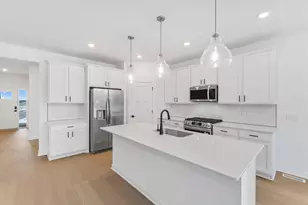 13276 Hupp Ct NE, Blaine, MN 55449 - Photo 4