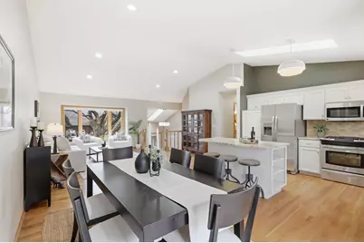 10549 Kentucky Avenue S, Bloomington, MN 55438 - Photo 10