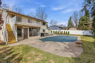 10549 Kentucky Ave S, Bloomington, MN 55438 - Photo 32