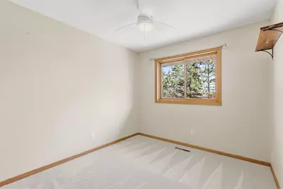 10549 Kentucky Avenue S, Bloomington, MN 55438 - Photo 22