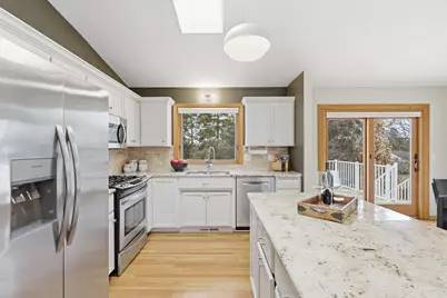 10549 Kentucky Avenue S, Bloomington, MN 55438 - Photo 14