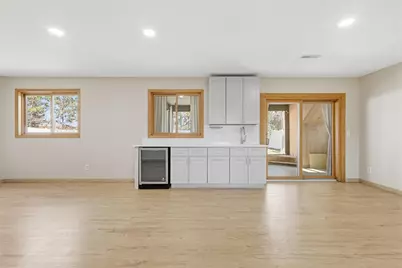 10549 Kentucky Avenue S, Bloomington, MN 55438 - Photo 28