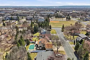 10549 Kentucky Ave S, Bloomington, MN 55438 - Photo 42