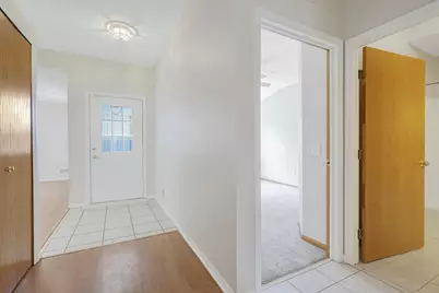 7592 Hinton Park Avenue S, Cottage Grove, MN 55016 - Photo 6