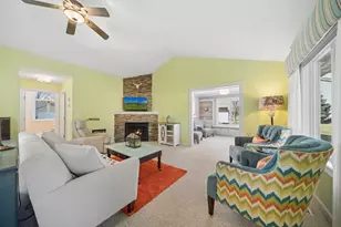 152 Shamrock Dr, Mankato, MN 56001 - Photo 6