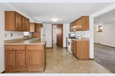 949 Benhill Road, Saint Paul, MN 55105 - Photo 16