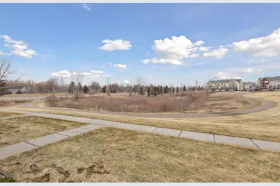 8414 Hemlock Lane N, Maple Grove, MN 55369 - Photo 4