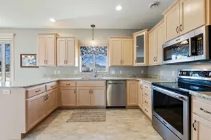 1152 Willow Run Ct, Waite Park, MN 56387 - Photo 10