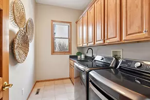 7329 Bent Bow Trail, Chanhassen, MN 55317 - Photo 30