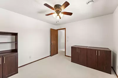 8290 Angus Avenue, Inver Grove Heights, MN 55077 - Photo 32