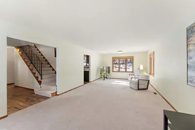 8290 Angus Avenue, Inver Grove Heights, MN 55077 - Photo 16