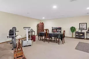 9813 Wedgewood Cir, Woodbury, MN 55125 - Photo 30