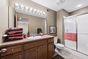 9813 Wedgewood Cir, Woodbury, MN 55125 - Photo 34