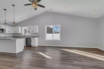 24289 Forest View Circle, Saint Augusta, MN 56301 - Photo 8