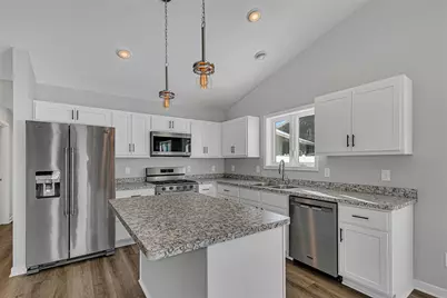 24289 Forest View Circle, Saint Augusta, MN 56301 - Photo 4