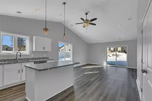 24289 Forestview Cir, Saint Augusta, MN 56301 - Photo 6