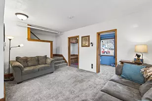 2705 Golden Valley Rd, Minneapolis, MN 55411 - Photo 4