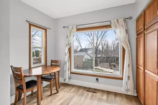 2705 Golden Valley Rd, Minneapolis, MN 55411 - Photo 12