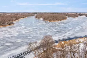 17887 Riverwood Dr, Little Falls, MN 56345 - Photo 4