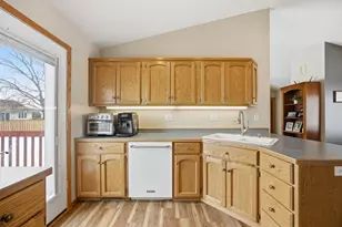 3916 5th St S, Moorhead, MN 56560 - Photo 14