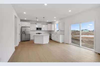 7512 Lotus Lane, Lino Lakes, MN 55038 - Photo 4