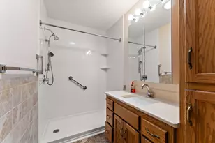 3434 Silver Ln NE, Saint Paul, MN 55421 - Photo 28