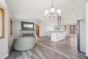 14303 Utica Ave, Savage, MN 55378 - Photo 10