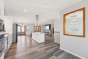 14303 Utica Ave, Savage, MN 55378 - Photo 8