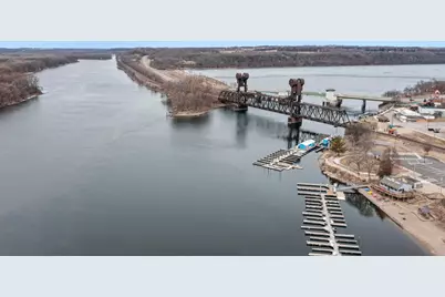 587 Locust Street S, Prescott, WI 54021 - Photo 38